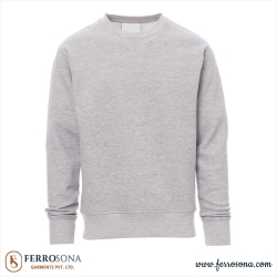<p>Roundneck Sweatshirt</p>